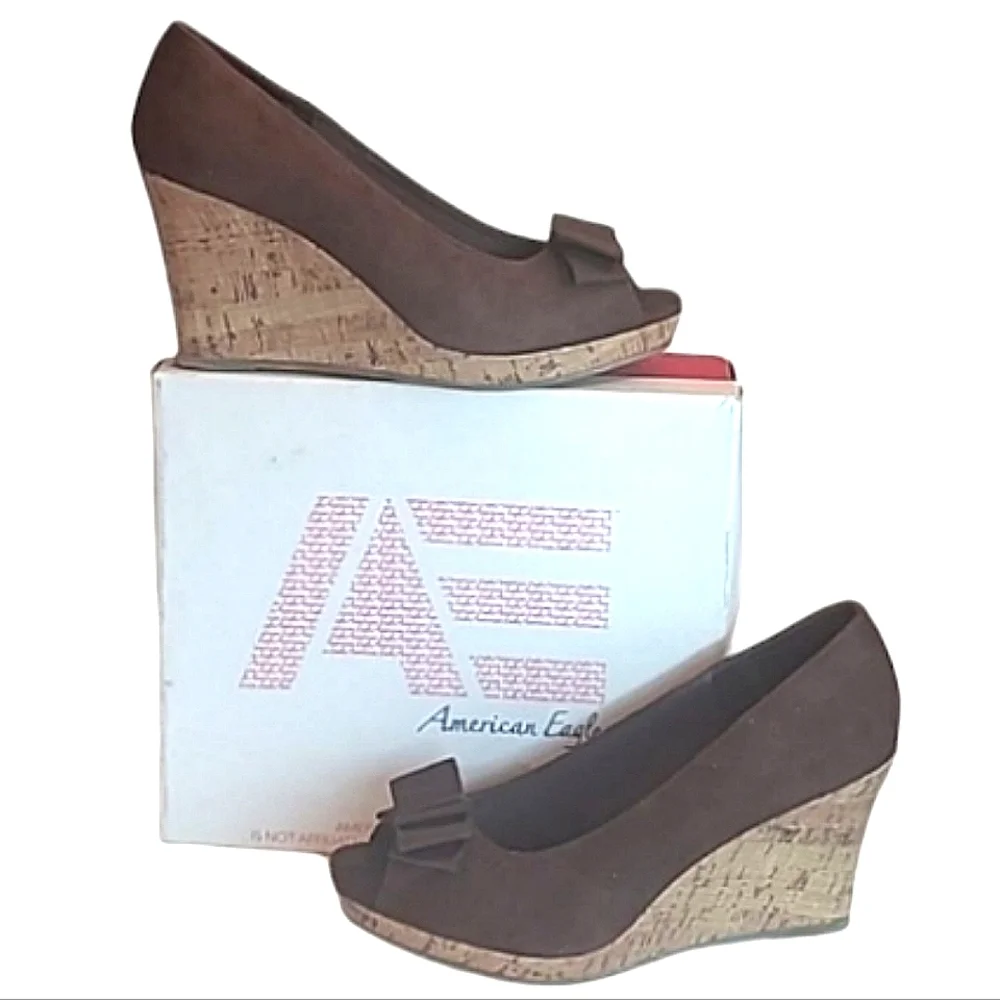 American Eagle Peep Toe Wedge Ballet Slip On 3.5